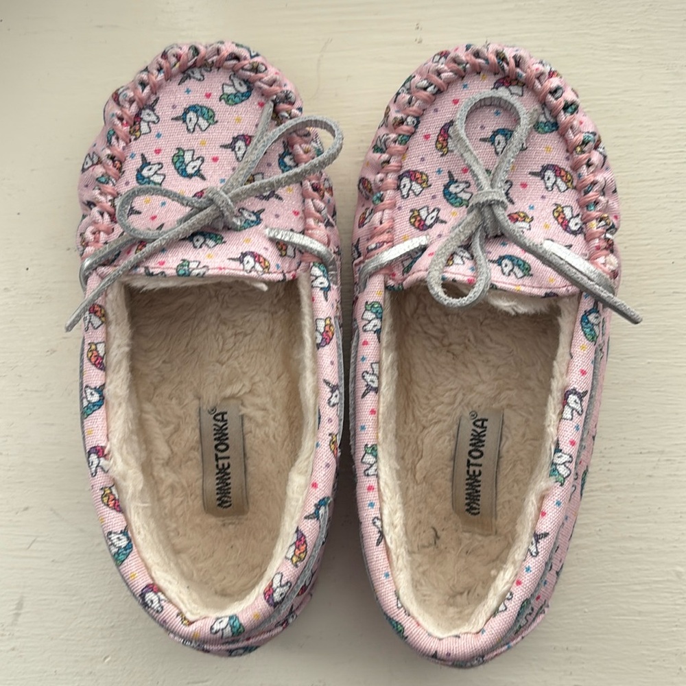 Minnetonka Kids Printed Slipper